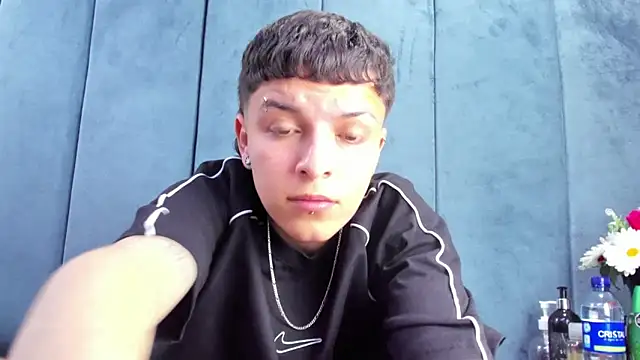 Megan Thompson  online show from February 18, 2:18 am