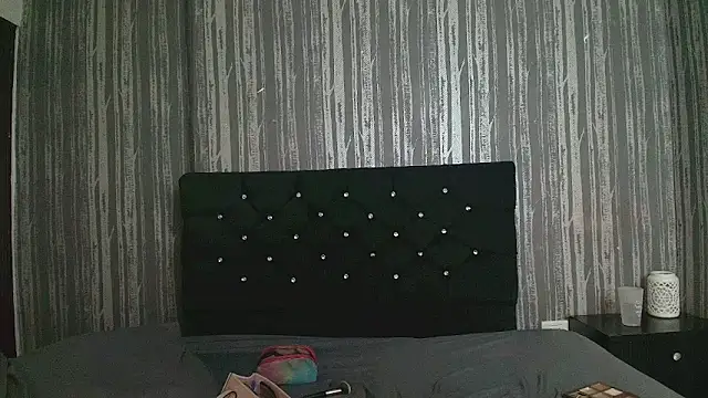 Alicee Moonn online show from May 28, 8:28 pm