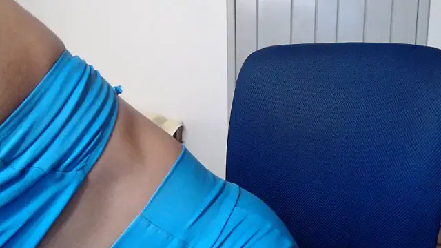 Snapshot of Stronggsexy chatting on December 5, 5:20 pm Stronggsexy online show from December 5, 5:20 pm