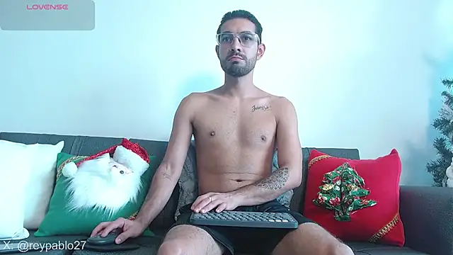 ReyPablo1 online show from December 17, 9:21 pm