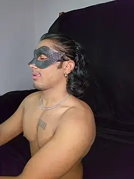 sam honey5 online show from April 17, 7:17 pm