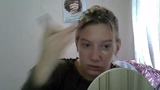 Lily Ember online show from September 25, 8:40 am