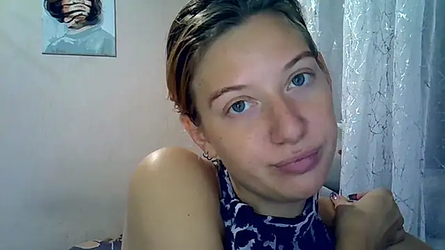 Lily Ember online show from September 29, 7:40 pm