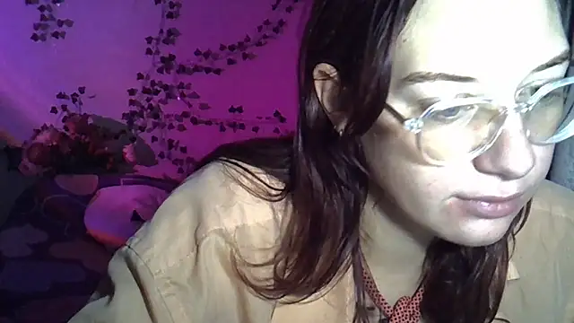 Lily Ember online show from October 15, 6:08 pm