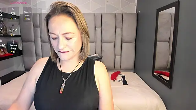Charlot milf online show from May 30, 11:18 am