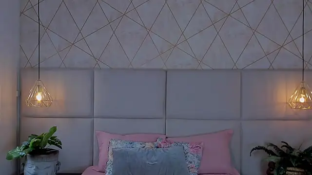 SamayRyann online show from April 17, 2:09 pm