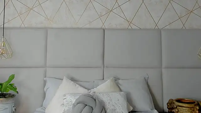 Snapshot of SamayRyann chatting on May 23, 1:37 pm SamayRyann online show from May 23, 1:37 pm