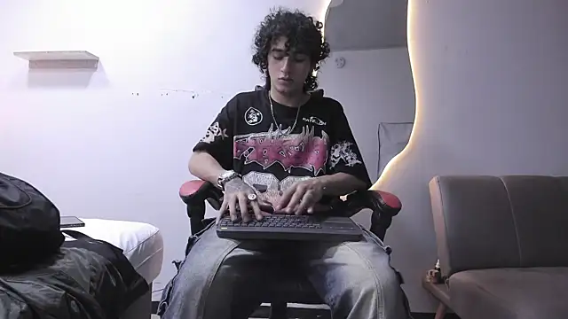 JackesTaylor online show from February 20, 5:59 am