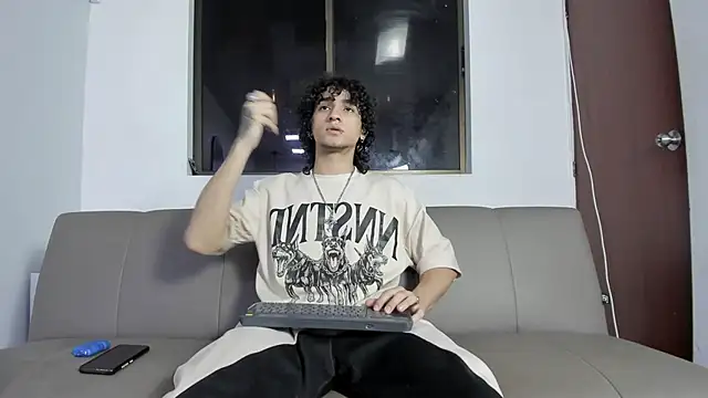 JackesTaylor online show from April 9, 5:07 am