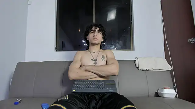 JackesTaylor online show from April 9, 6:19 am