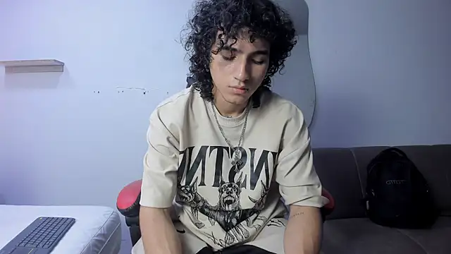 JackesTaylor online show from April 15, 6:09 am