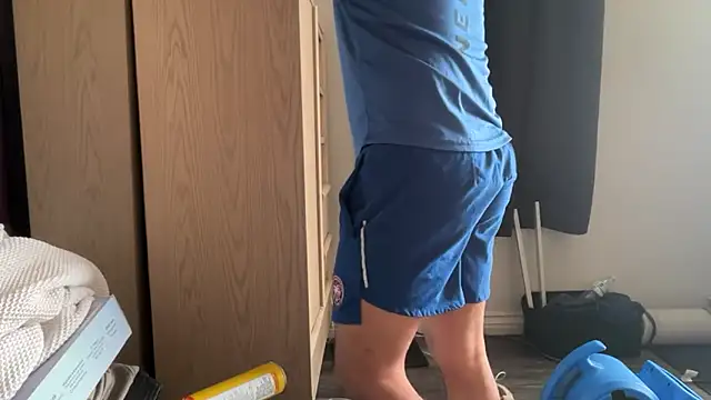 Snapshot of kSwisssxxx chatting on December 4, 10:18 pm kSwisssxxx online show from December 4, 10:18 pm