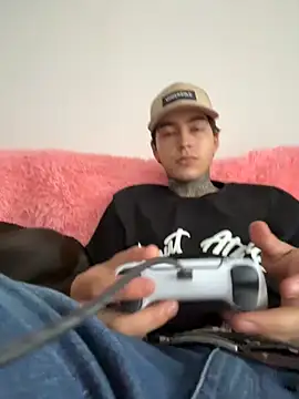 samm4044 online show from March 28, 9:25 pm