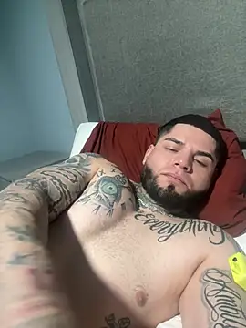 crazybarber69 online show from April 4, 2:14 pm