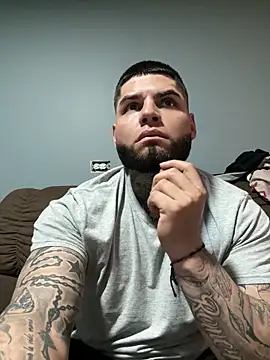 crazybarber69 online show from April 17, 7:39 pm