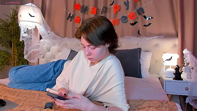 Skelerata online show from October 28, 1:09 am