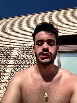 Snapshot of Carl242000 chatting on November 3, 10:27 am Carl242000 online show from November 3, 10:27 am