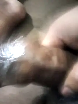 Snapshot of Curvy_Pounder chatting on November 23, 2:39 pm Curvy Pounder online show from November 23, 2:39 pm