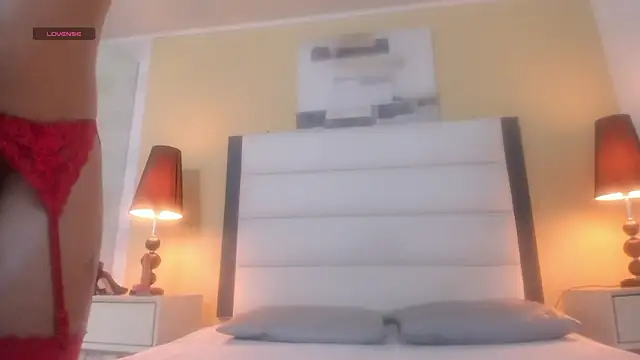 AllyPretty- online show from March 31, 11:43 am