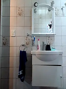 Snapshot of juanpa8453 chatting on October 7, 5:10 pm juanpa8453 online show from October 7, 5:10 pm