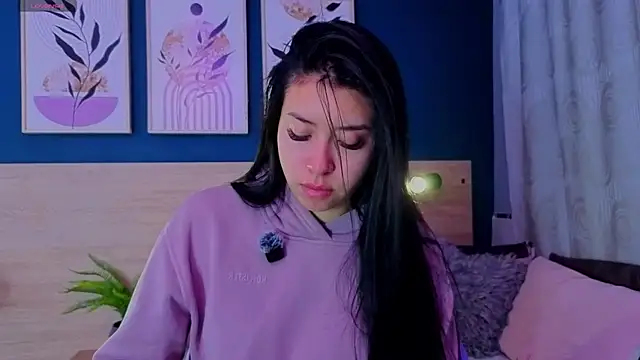 Snapshot of SarahMiler_ chatting on March 27, 12:16 pm SarahMiler online show from March 27, 12:16 pm