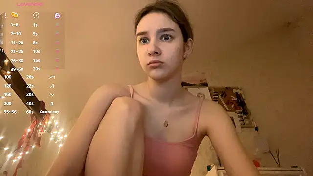 DanaCore online show from October 25, 4:57 pm