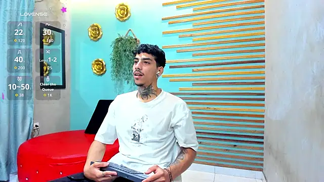 jharol cardonaa online show from September 13, 1:27 am