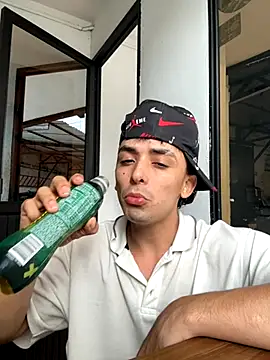 Snapshot of Jacobs0 chatting on October 13, 2:06 pm Jacobs0 online show from October 13, 2:06 pm