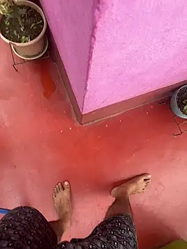 Snapshot of darkbluemoon chatting on November 4, 8:57 am darkbluemoon online show from November 4, 8:57 am