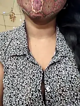 Snapshot of Hotty_Sonali chatting on October 23, 12:10 am Hotty Sonali online show from October 23, 12:10 am