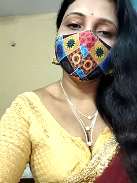 Snapshot of Hotty_Sonali chatting on November 14, 12:42 am Hotty Sonali online show from November 14, 12:42 am