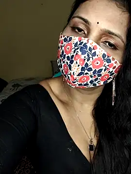 Snapshot of Hotty_Sonali chatting on December 3, 2:19 am Hotty Sonali online show from December 3, 2:19 am