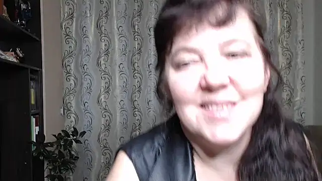 Illusionq online show from December 3, 10:24 am