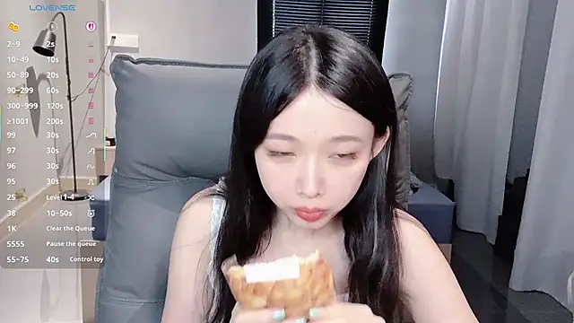 NiNi-baby520 online show from October 16, 7:09 am