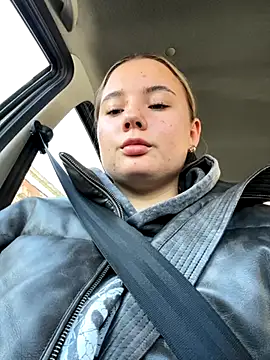 StephanieMur online show from October 9, 3:59 am