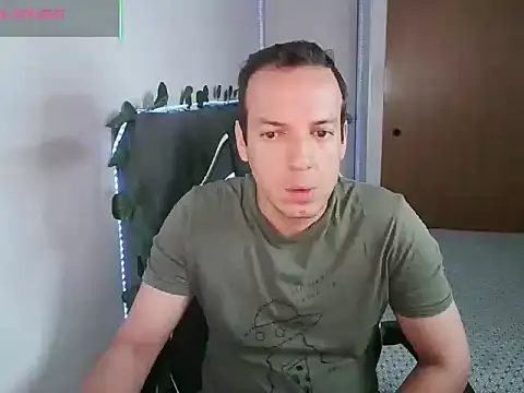 Snapshot of Cerso1 chatting on May 29, 12:03 pm Cerso1 online show from May 29, 12:03 pm