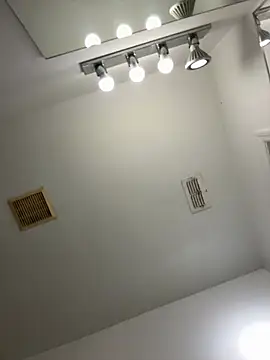 julio p online show from February 14, 4:53 am