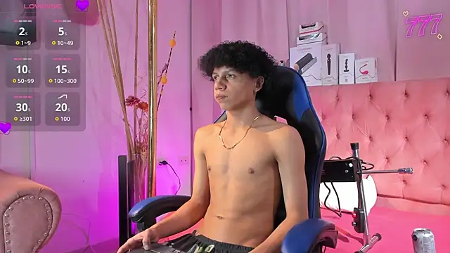  taylor black online show from April 7, 9:37 pm