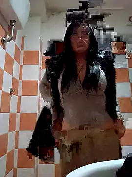 Snapshot of ASSERINAAA chatting on November 9, 10:57 am ASSERINAAA online show from November 9, 10:57 am