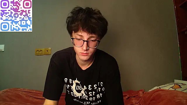 Snapshot of 8goat chatting on October 29, 6:09 pm 8goat online show from October 29, 6:09 pm