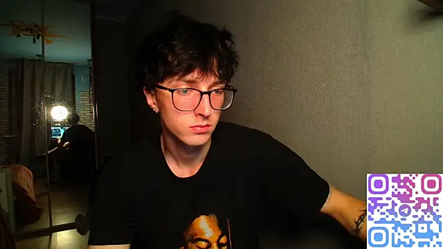 Snapshot of 8goat chatting on November 1, 10:56 pm 8goat online show from November 1, 10:56 pm