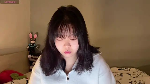 Snapshot of Kittenfishing chatting on October 30, 3:13 pm Kittenfishing online show from October 30, 3:13 pm