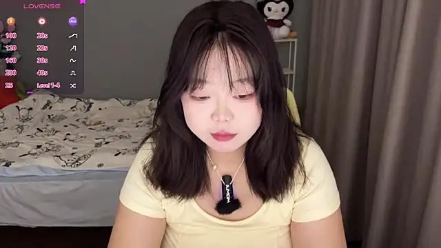 Snapshot of Kittenfishing chatting on November 6, 12:39 pm Kittenfishing online show from November 6, 12:39 pm