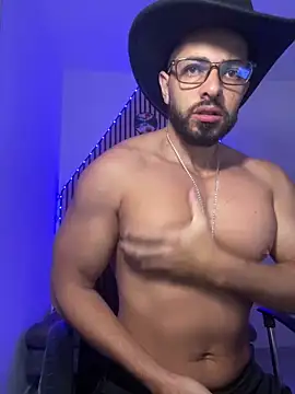 Snapshot of magnumchris chatting on February 2, 11:31 am magnumchris online show from February 2, 11:31 am