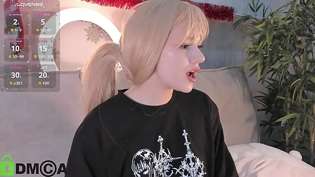 Molly Platt online show from January 14, 9:37 am