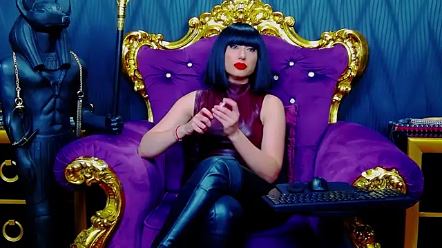 LaraMaeve online show from October 10, 4:55 am