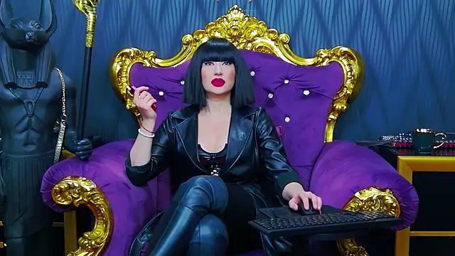 LaraMaeve online show from January 15, 5:56 am