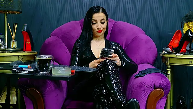 Snapshot of VivianReeve chatting on May 22, 1:39 pm VivianReeve online show from May 22, 1:39 pm