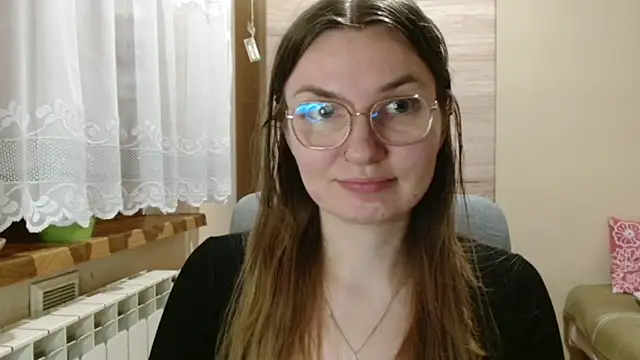 LooveELLYx online show from December 17, 9:54 pm