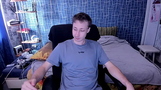 CuteBoy228 online show from April 7, 11:32 am